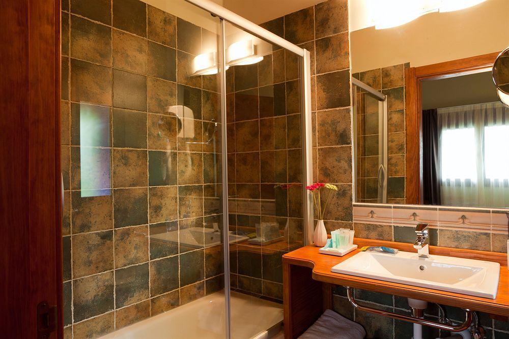 Hotel Txaraka Bermeo Eksteriør billede
