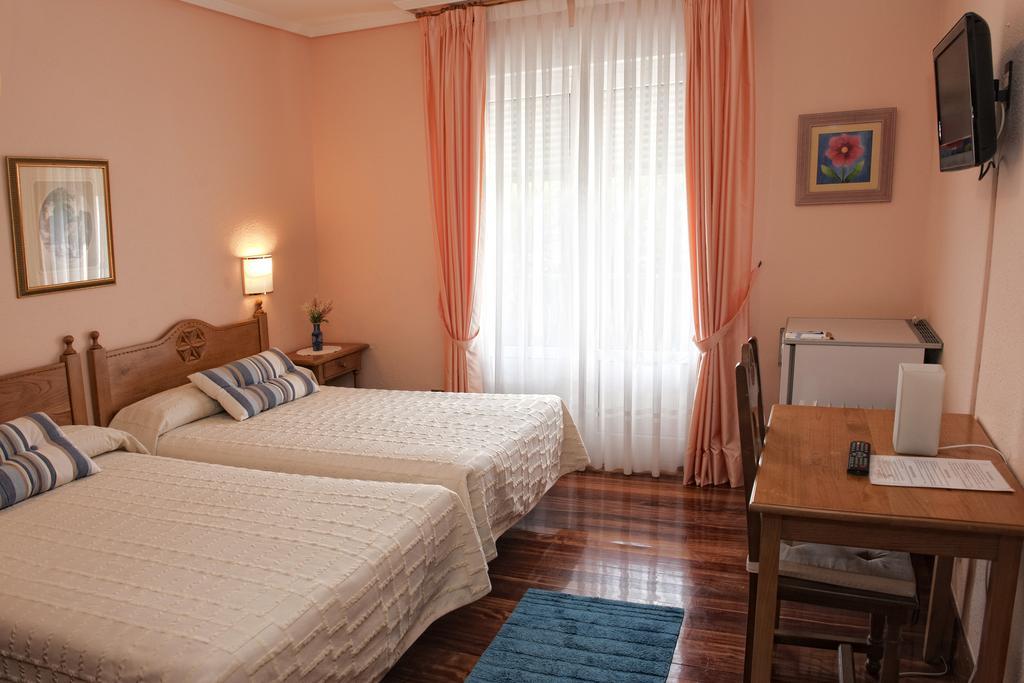 Hotel Txaraka Bermeo Eksteriør billede
