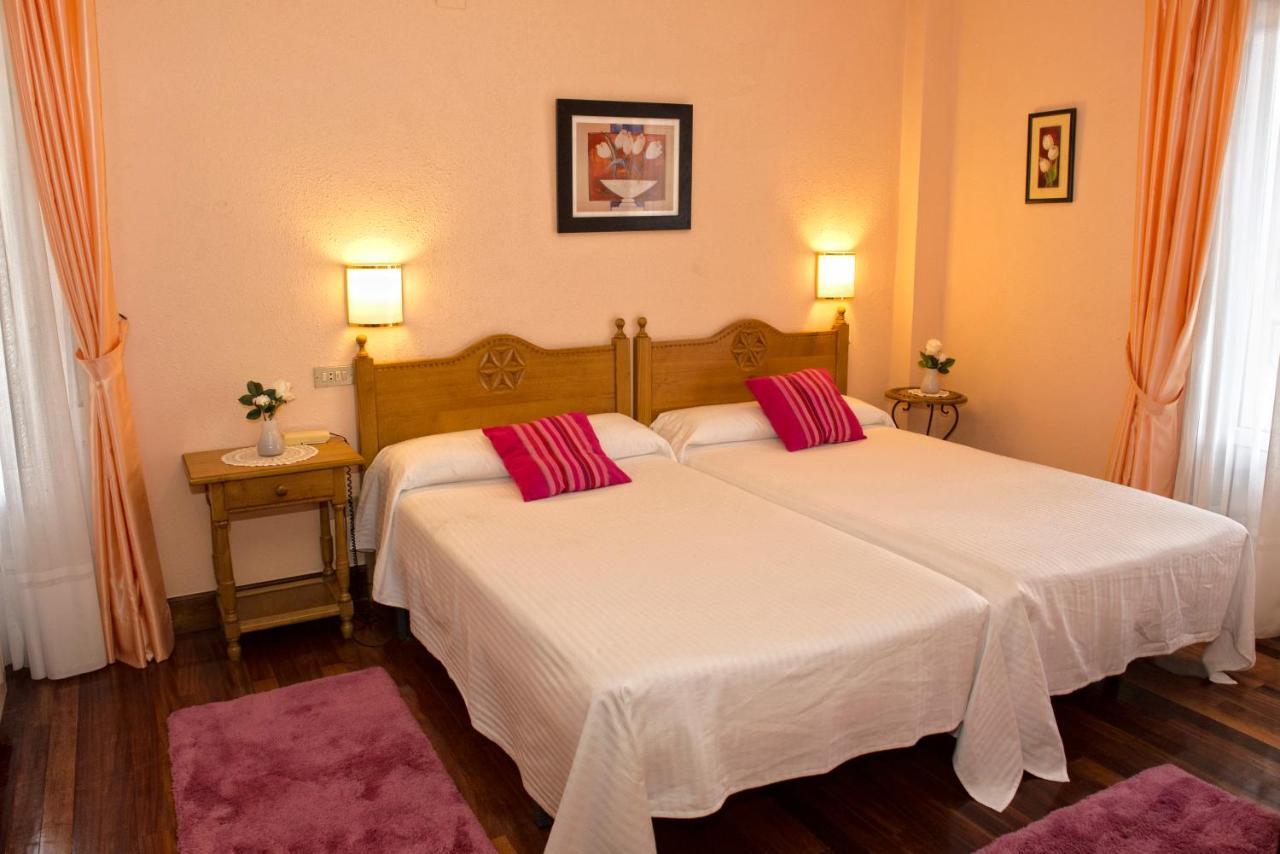 Hotel Txaraka Bermeo Eksteriør billede